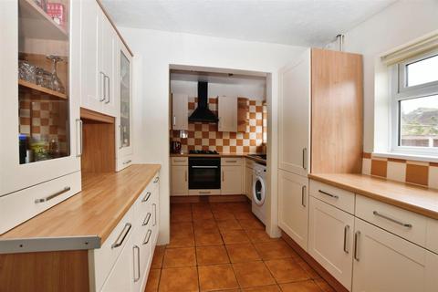 2 bedroom terraced house for sale, Netherton Road, Hull