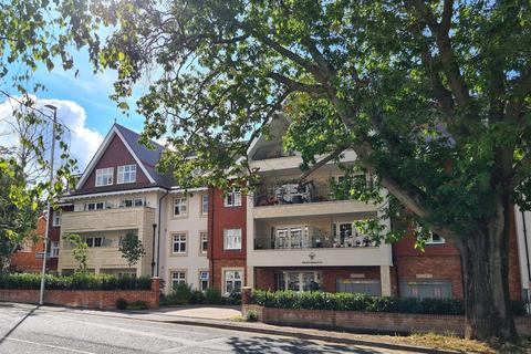 2 bedroom flat to rent, Poole Park