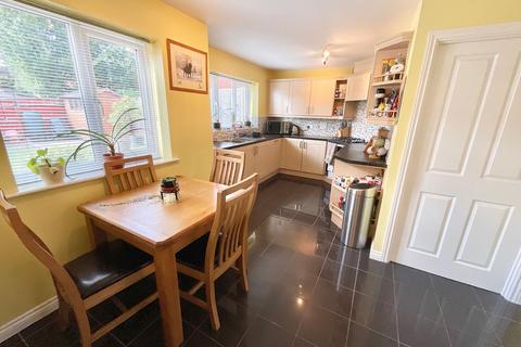 4 bedroom detached house for sale, Erdington Close, Shawbury, SY4