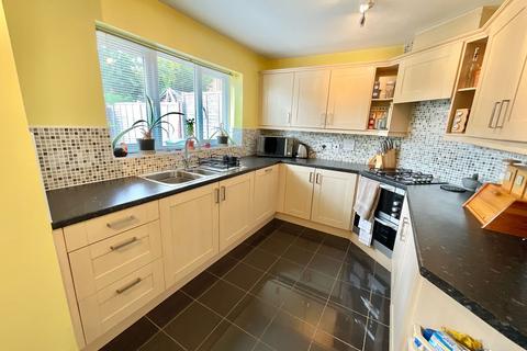 4 bedroom detached house for sale, Erdington Close, Shawbury, SY4