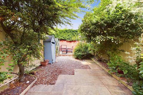 18 Mount Street, Gloucester, GL1 2RE