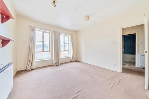 1 bedroom apartment for sale, Forsythia Close, Ilford