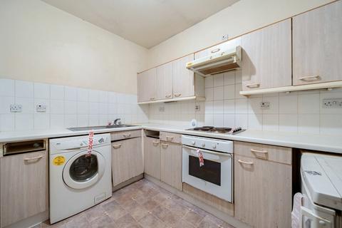 1 bedroom apartment for sale, Forsythia Close, Ilford