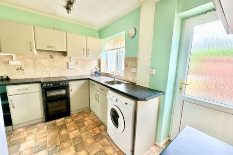 3 bedroom semi-detached house for sale, Mincing Lane, Rowley Regis B65