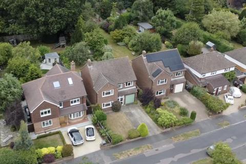 4 bedroom detached house for sale, Ridgeway Crescent, Tonbridge