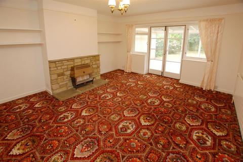 70 Ridgeway Crescent, Tonbridge, TN10 4NR