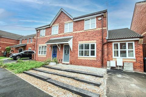 4 bedroom semi-detached house to rent, Georgette Drive, Salford M3