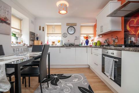 Flat 3, 30 High Street, Studley, B80 7HJ