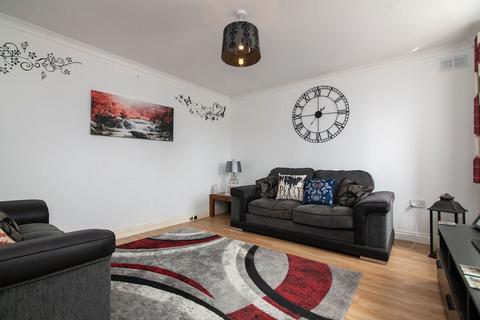 Flat 3, 30 High Street, Studley, B80 7HJ