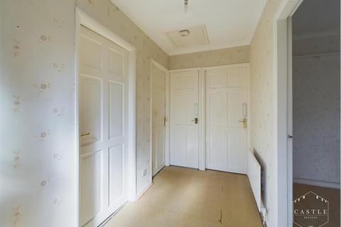 15 Sutton Close, Hinckley, LE10 1TW
