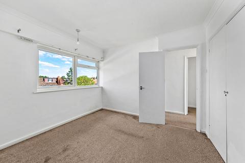 15 Mariner Gardens, Richmond, TW10 7UU