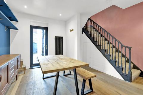33 Northfield Road, London, W13 9SY