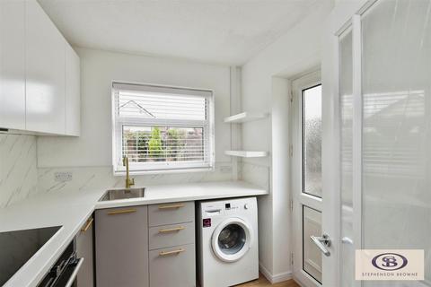 200 Bradfield Road, Coppenhall, Crewe, CW1 3RQ