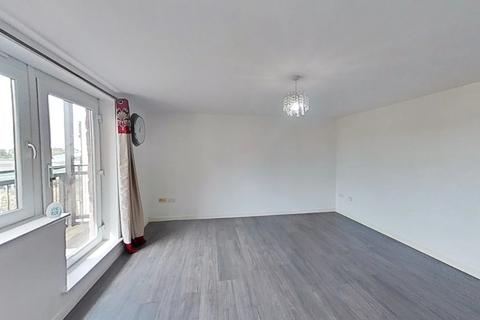 3 bedroom flat to rent, Slateford Gait, Edinburgh, EH11