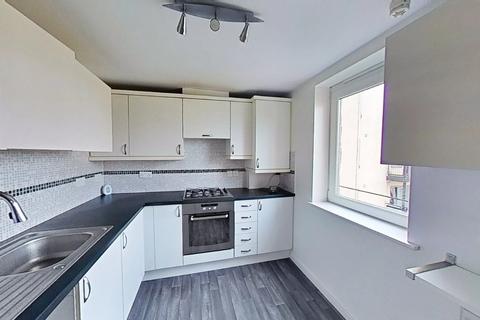 3 bedroom flat to rent, Slateford Gait, Edinburgh, EH11