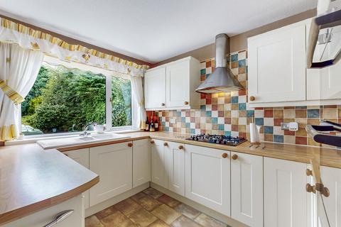 16 Hamilton Road, Strathaven, ML10 6JA