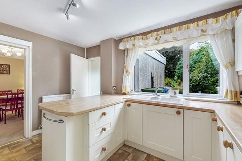 16 Hamilton Road, Strathaven, ML10 6JA