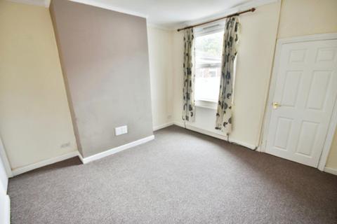 2 bedroom terraced house to rent, Edward Street, Wrexham, LL13