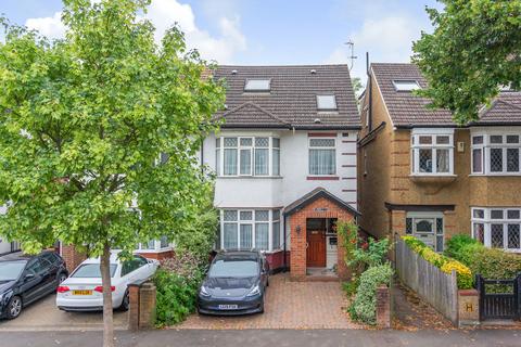 5 bedroom end of terrace house for sale, Brentford TW8