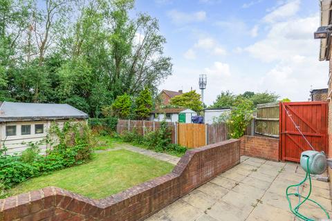 5 bedroom end of terrace house for sale, Brentford TW8