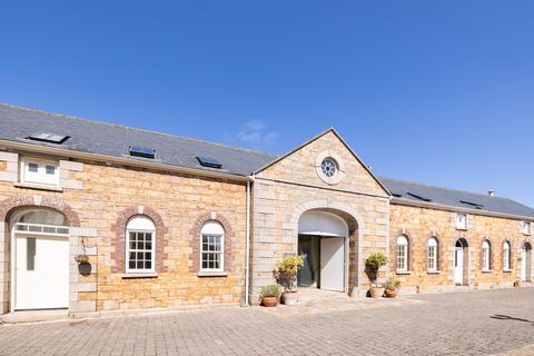 3 bedroom mews for sale, Oak Mews, St. Peter, Jersey