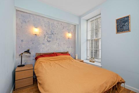 91/3 Constitution Street, Edinburgh, EH6 7AE