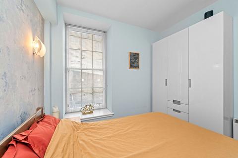 91/3 Constitution Street, Edinburgh, EH6 7AE