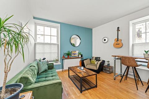 2 bedroom ground floor flat for sale, Constitution Street, Edinburgh EH6