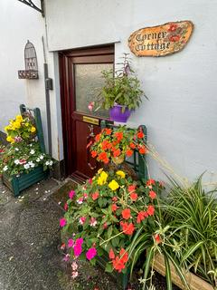 3 bedroom end of terrace house to rent, Corner Cottage, 15 North Street, Lostwithiel, PL22