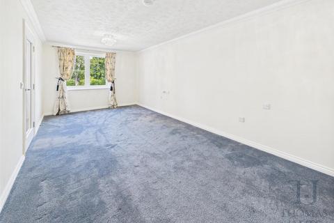 undefined, Manor Park, Ruddington, Nottingham