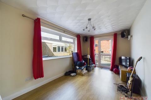 14 Bryn Hyfryd, Coedpoeth, Wrexham, LL11 3YA