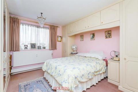 2 bedroom flat for sale, Ashdown, Eaton Road, Hove