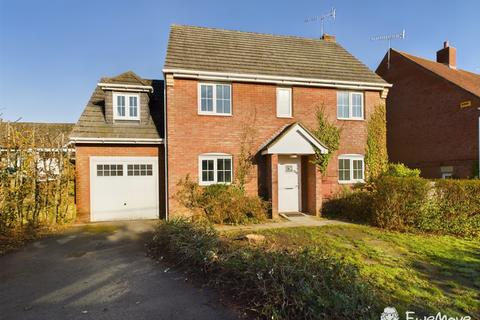 4 bedroom detached house to rent, 1 Collingwood Close, Whaddon, Salisbury