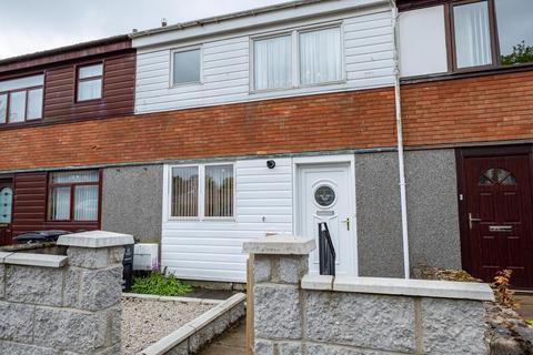 3 bedroom terraced house for sale, Cairngorm Drive, Aberdeen, AB12