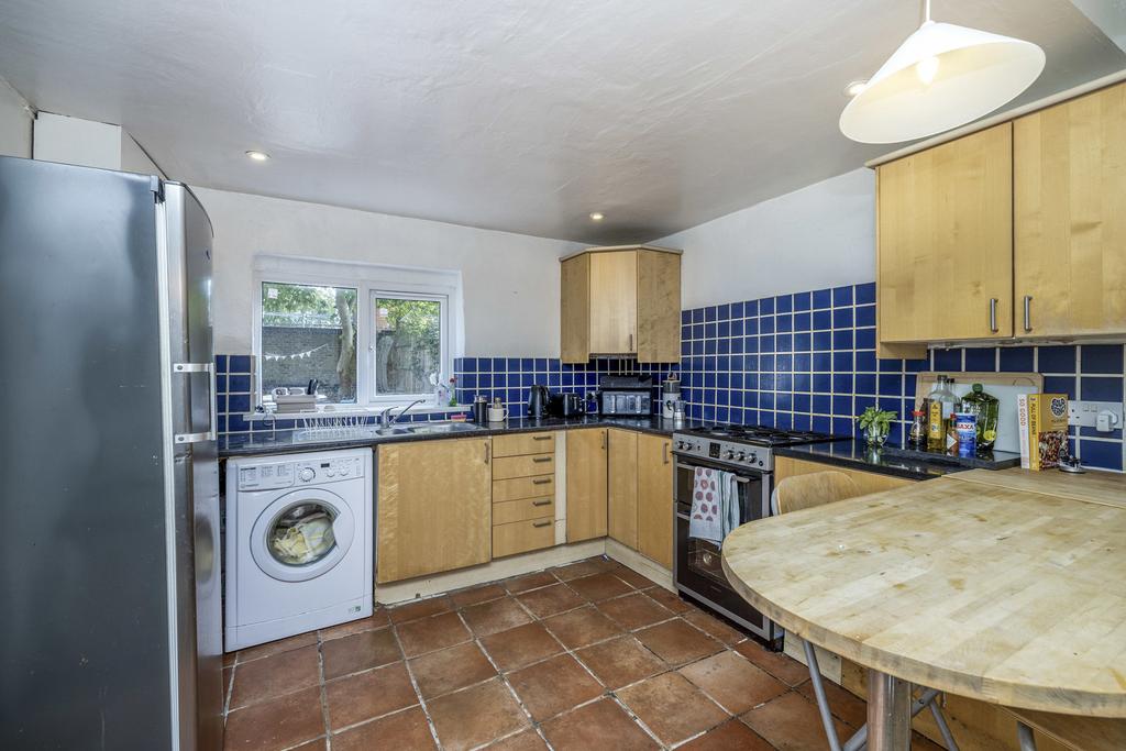 House in London - View 3