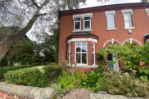 3 bedroom end of terrace house for sale, Lawton Road, Alsager, Stoke-on-Trent