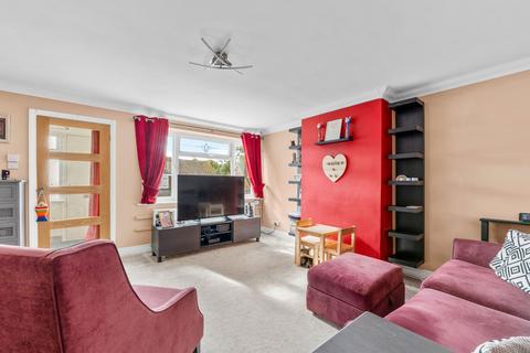 3 bedroom semi-detached house for sale, Redwing Close, South Croydon CR2