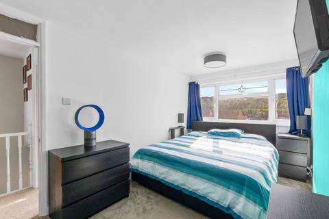12 Redwing Close, South Croydon, CR2 8QU