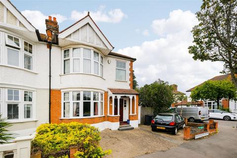 3 bedroom semi-detached house for sale, Gloucester Road, Wanstead