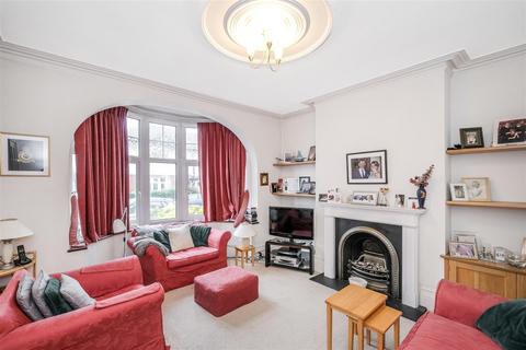 3 bedroom semi-detached house for sale, Gloucester Road, Wanstead