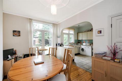 3 bedroom semi-detached house for sale, Gloucester Road, Wanstead