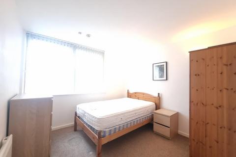 2 bedroom flat to rent, Capital Quarter, West Point, Wellington Street, Leeds