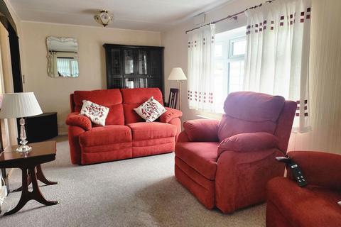 2 bedroom mobile home for sale, Four Seasons Park, Skegness PE24