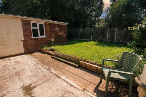 2 Buckden, Wilnecote, Tamworth, B77 4JN