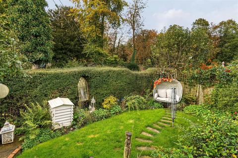 4 bedroom detached bungalow for sale, The Hop Garden, South Harting, Petersfield