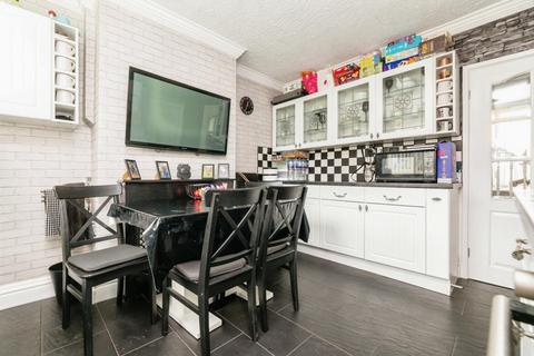 74 Wheata Road, Sheffield, S5 9FN
