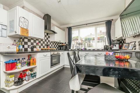 74 Wheata Road, Sheffield, S5 9FN