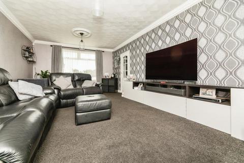 74 Wheata Road, Sheffield, S5 9FN