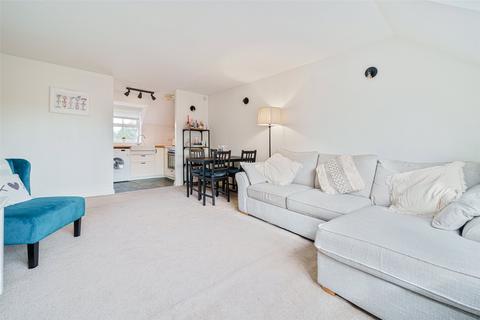 2 bedroom apartment for sale, Talavera Close, Berkshire RG45