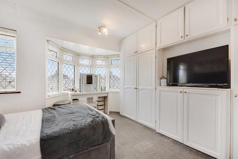 296 Burnt Oak Lane, Sidcup, DA15 8LN
